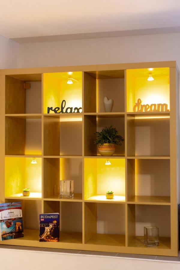 Home Away From Home @Budapest Center ภายนอก รูปภาพ