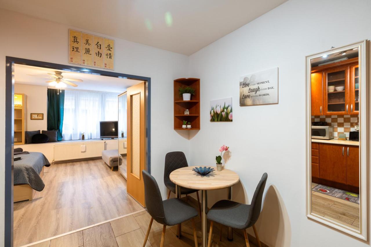 Home Away From Home @Budapest Center ภายนอก รูปภาพ