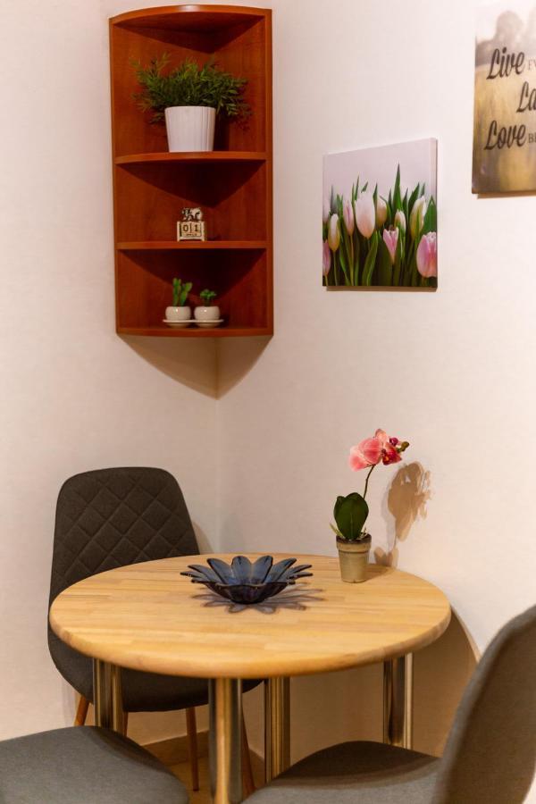 Home Away From Home @Budapest Center ภายนอก รูปภาพ